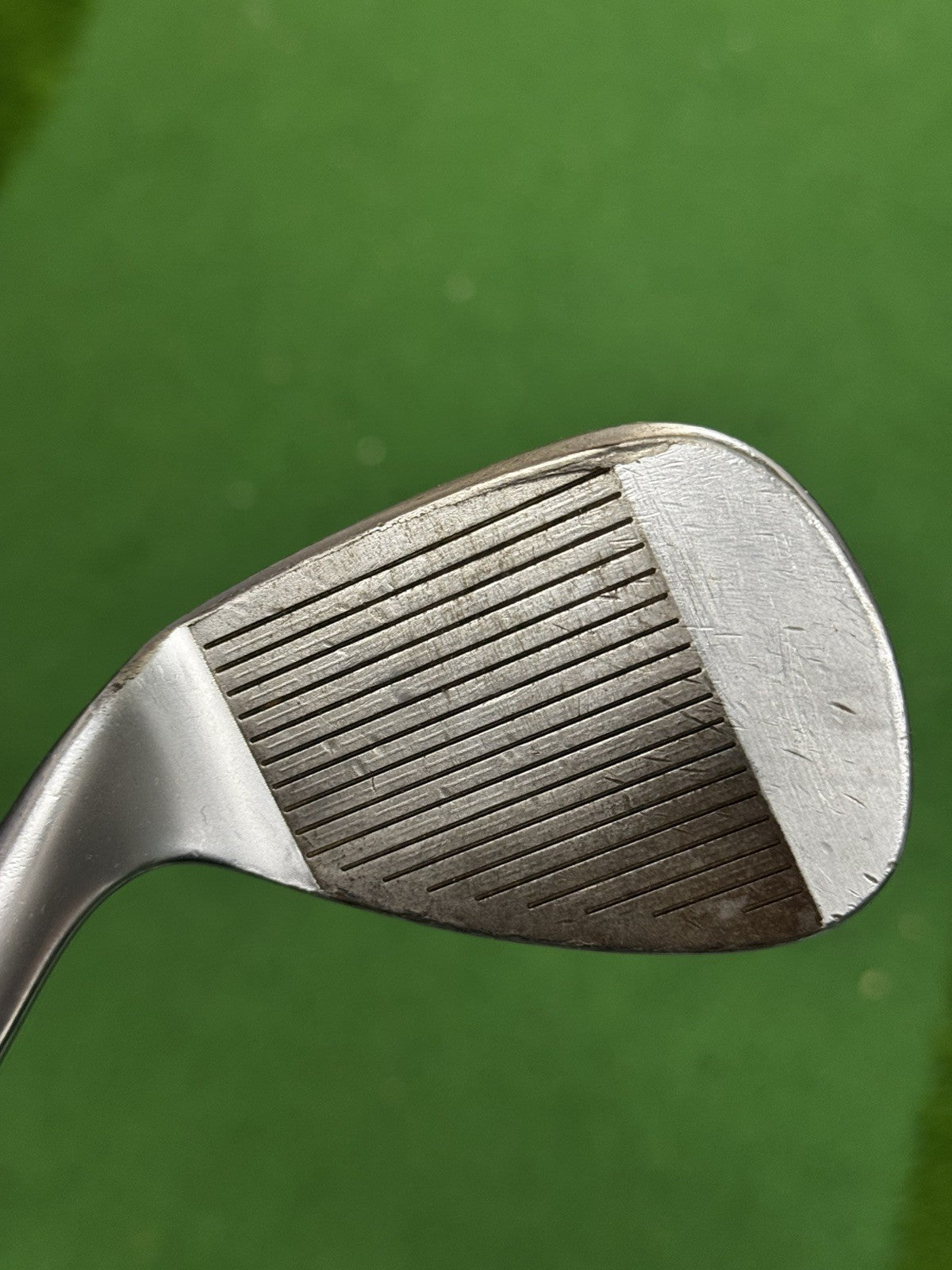 Taylormade Milled Grind 3 TW Sand Wedge 56 Degree Stiff Flex Dynamic Gold Shaft