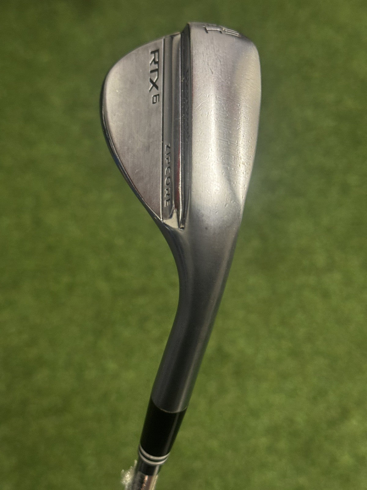 Cleveland RTX 6 Zipcore Sand Wedge 54 Degree Wedge Flex Dynamic Gold Shaft