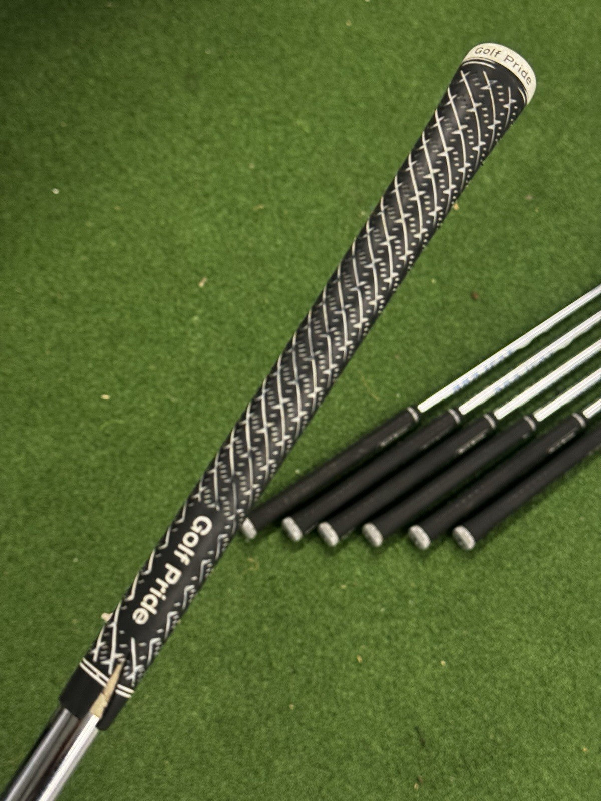 Titleist T100 S 2019 Iron Set 4-PW Regular Flex Project X 5.5 Shafts