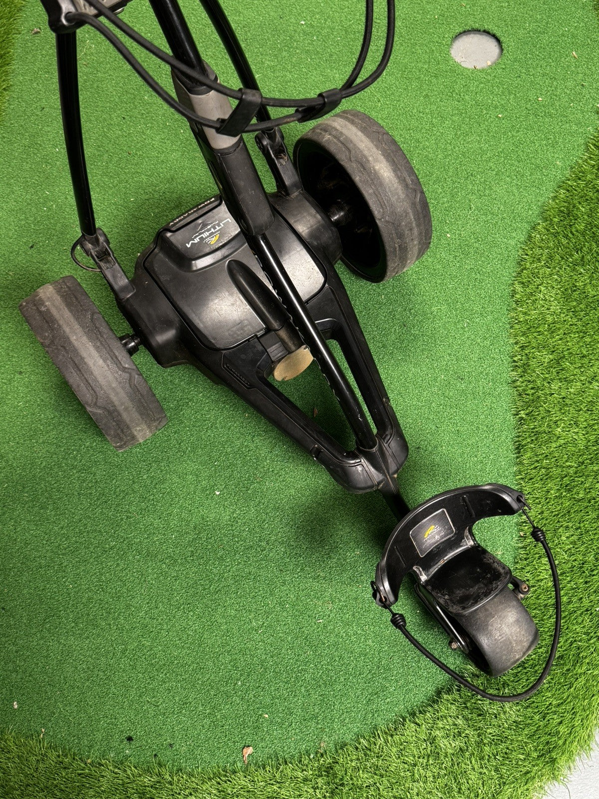 Powakaddy FW3s Electric Golf Trolley 18 Hole + Charger