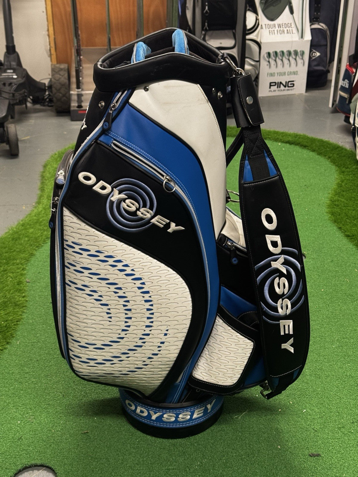 Odyssey Swirl Tour Staff Bag White/Black/Blue