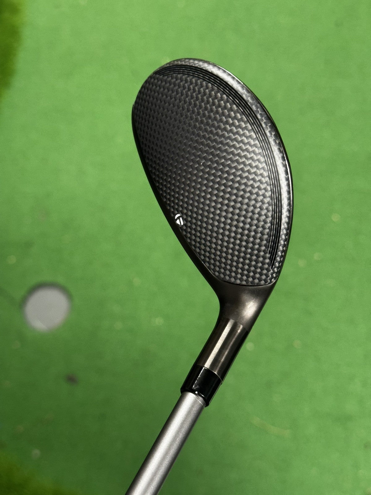 Taylormade Qi35 Max 4 Hybrid 23 Degree Regular Flex  Shaft -0.5 Inch