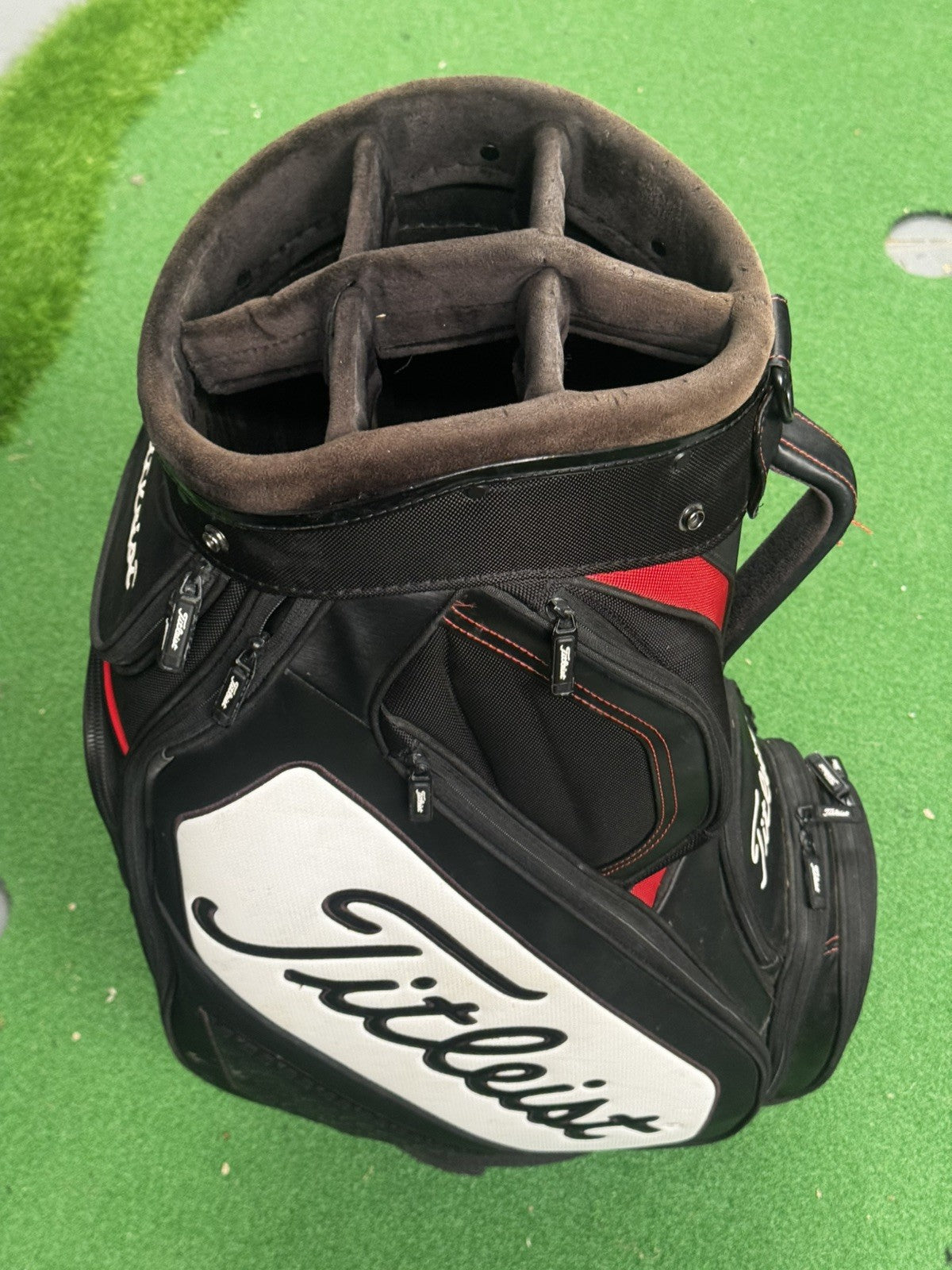 Titleist Midsize Tour Cart Trolley Golf Bag