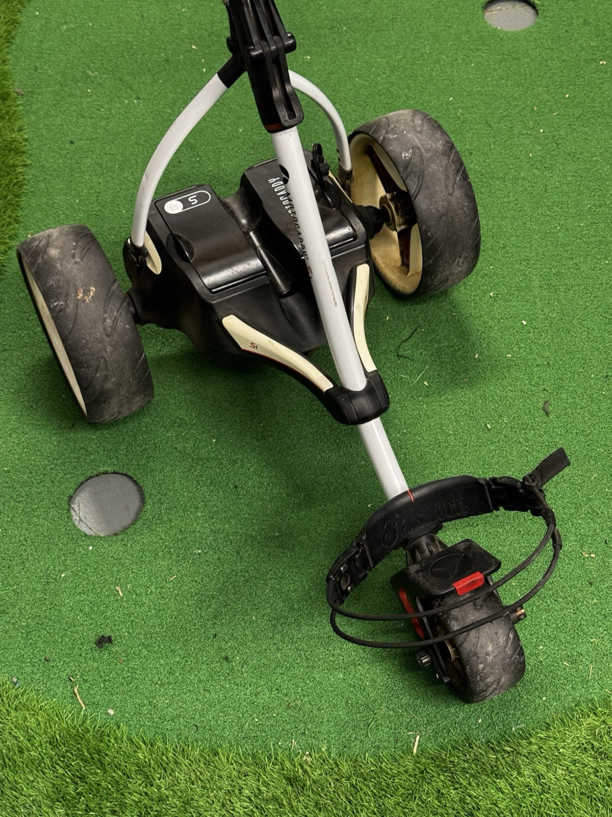 Motocaddy S1 Electric Golf Trolley Lithium Battery