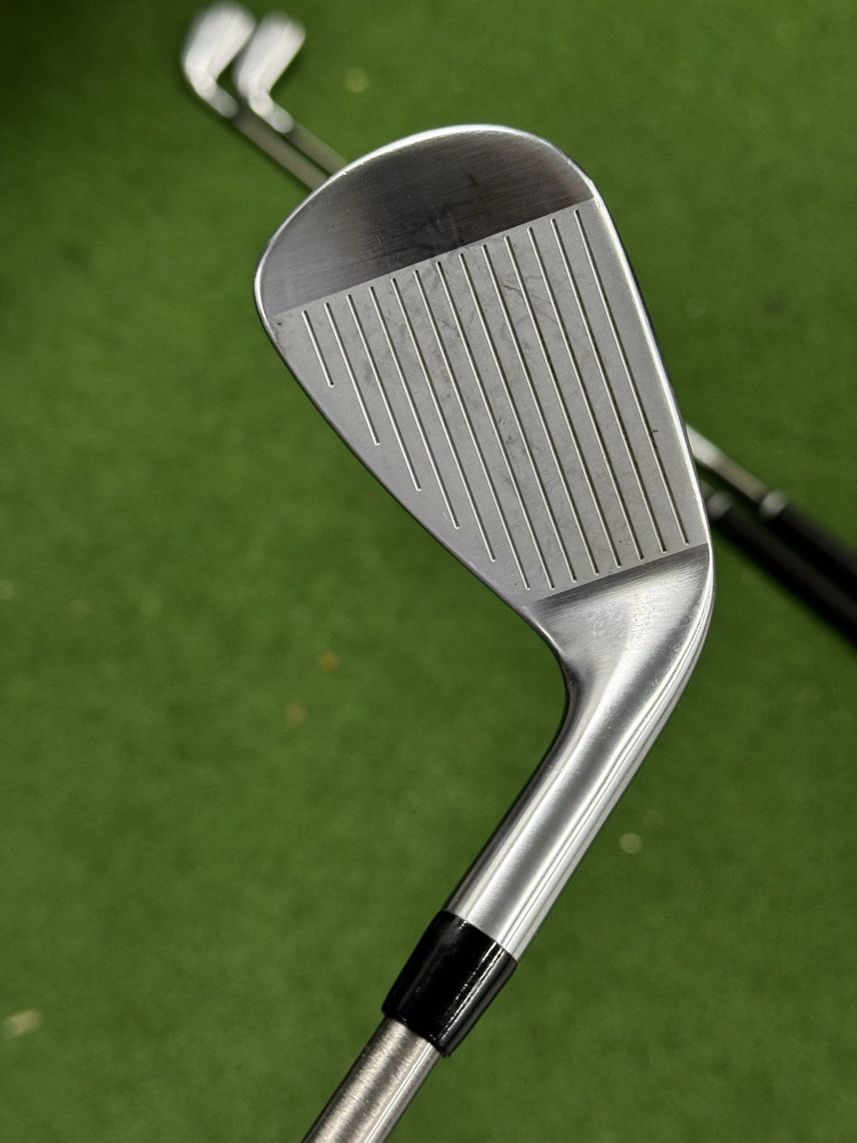 Titleist Left Hand T150 Iron Set 6-Gw Regular SteelFiber Shafts -1 Inch