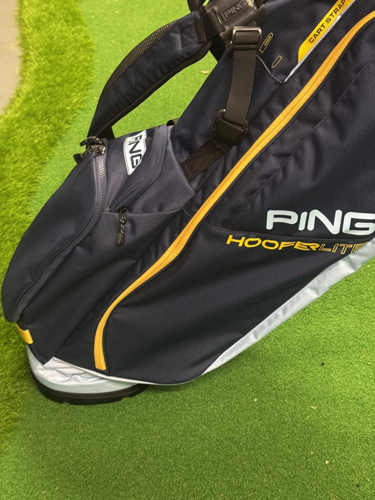 Ping Hoofer Lite Golf Stand Bag 