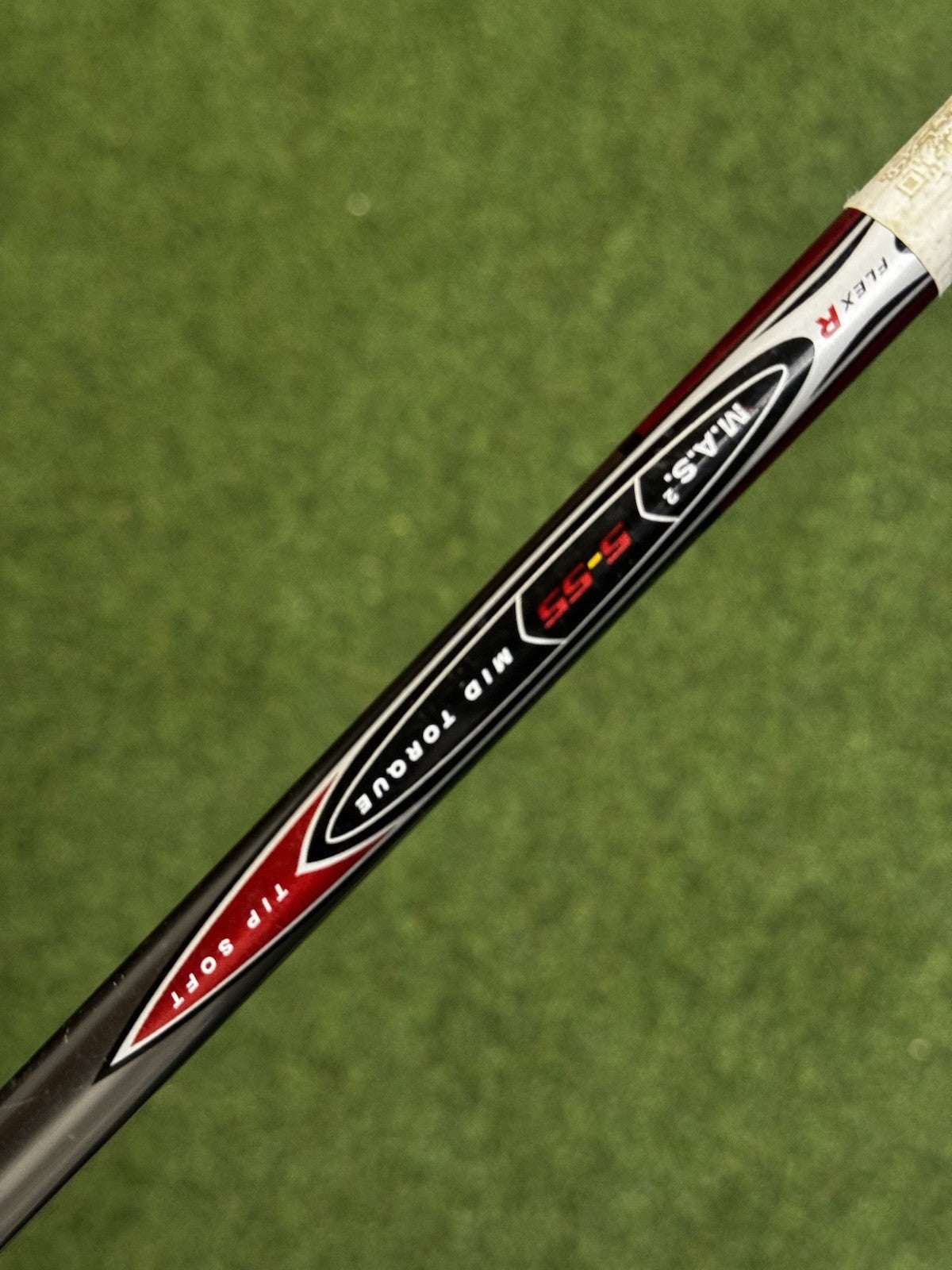 TaylorMade R5 Dual Driver 10.5 Degree Regular Flex Shaft *Cut down 2 inches*