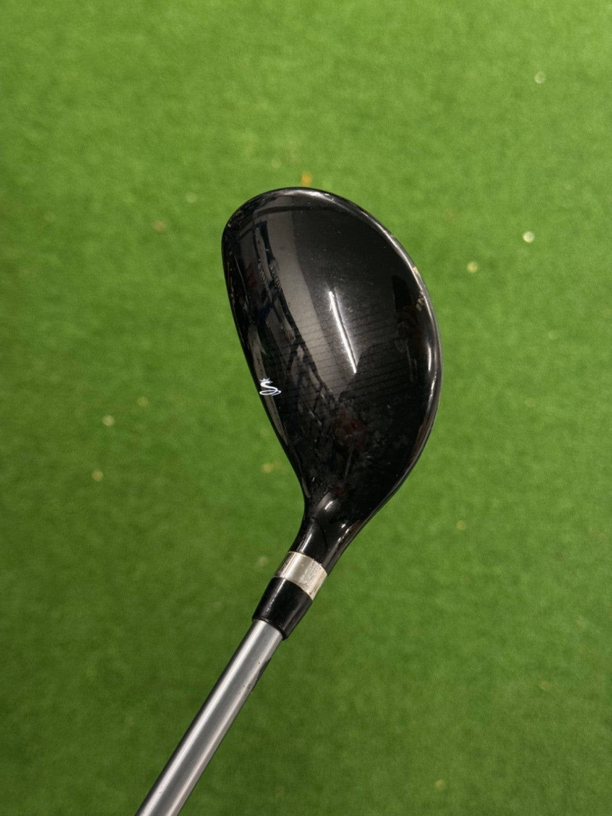 Cobra Max #4 Hybrid 22 Degree Regular Flex Matrix MFS White Shaft *used*