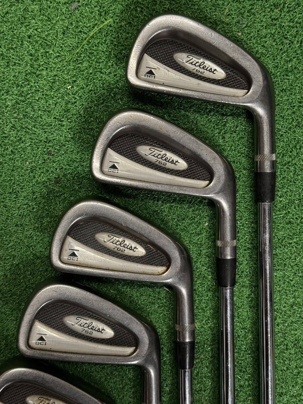 Titleist DCI 762 Iron Set 3-PW Regular Flex Dynamic Gold R300 Shafts