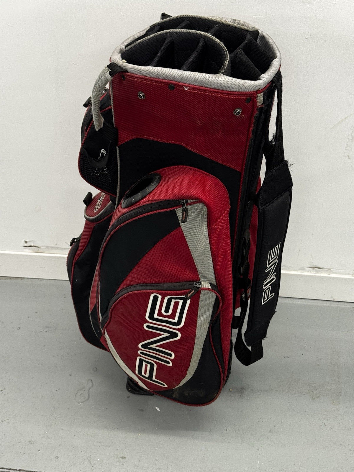 Ping Pioneer LC 14 Way Golf Cart Bag *Used*