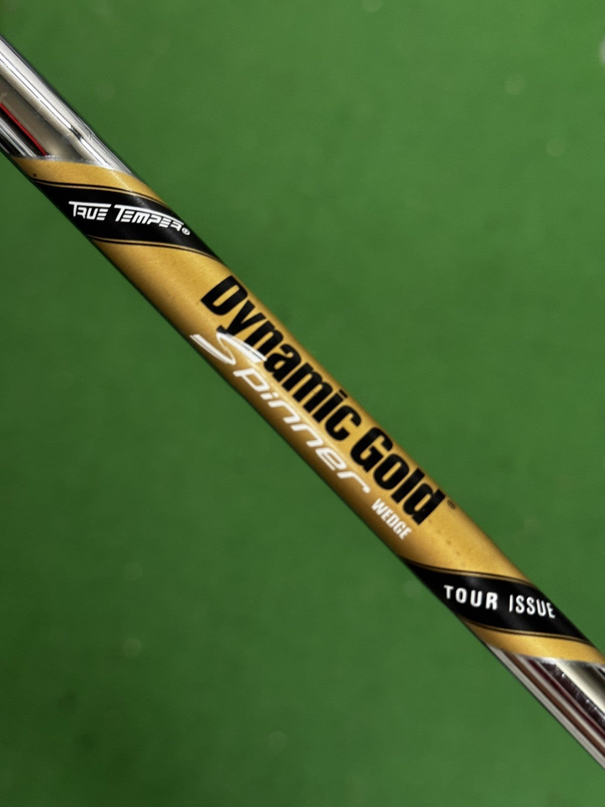 Cleveland RTX ZipCore Sand Wedge 56 Degree Wedge Flex Dynamic Gold Spinner Shaft