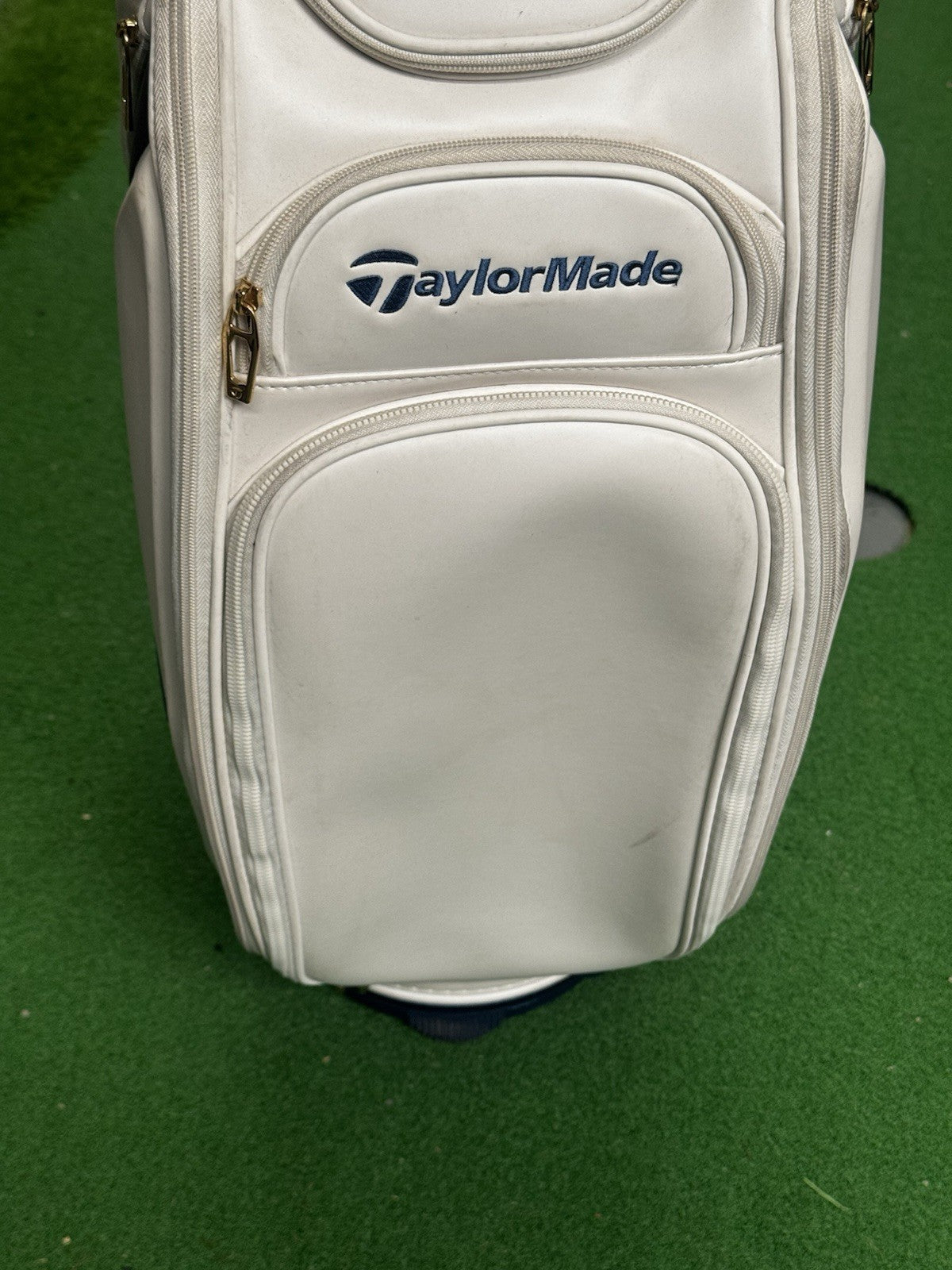 Taylormade MG3 Raw Golf Tour Staff Bag White/Navy