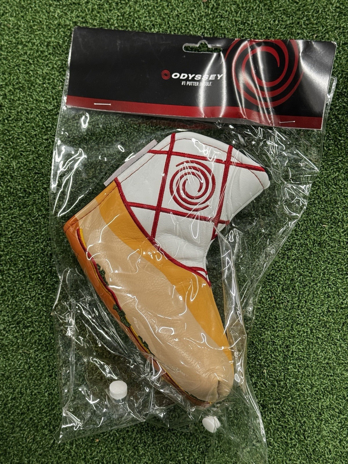 Odyssey Hotdog Limited Edition blade putter headcover