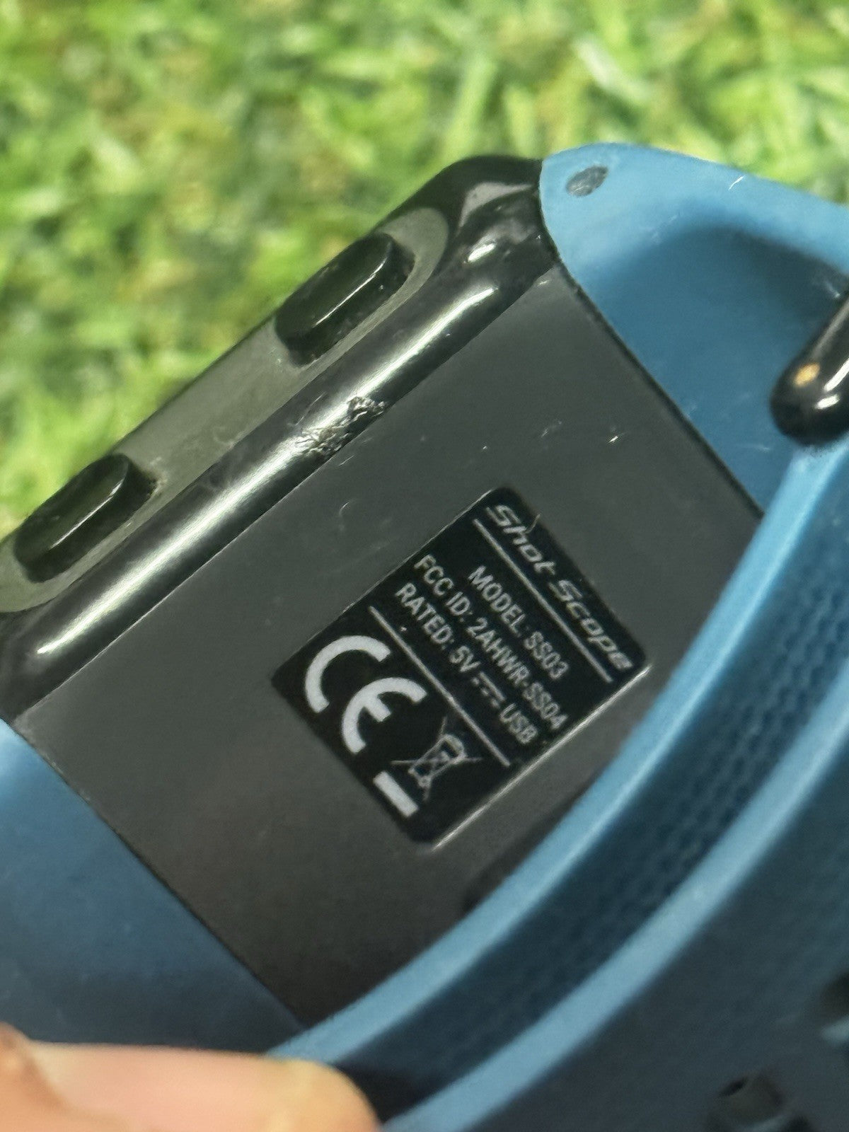 Shot Scope V3 GPS Golf Watch + Charger