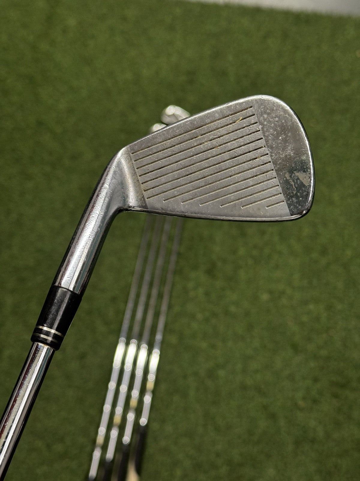 TaylorMade R9 TP Forged Iron Set 4-PW Stiff Flex Dynamic Gold S300 Steel Shafts