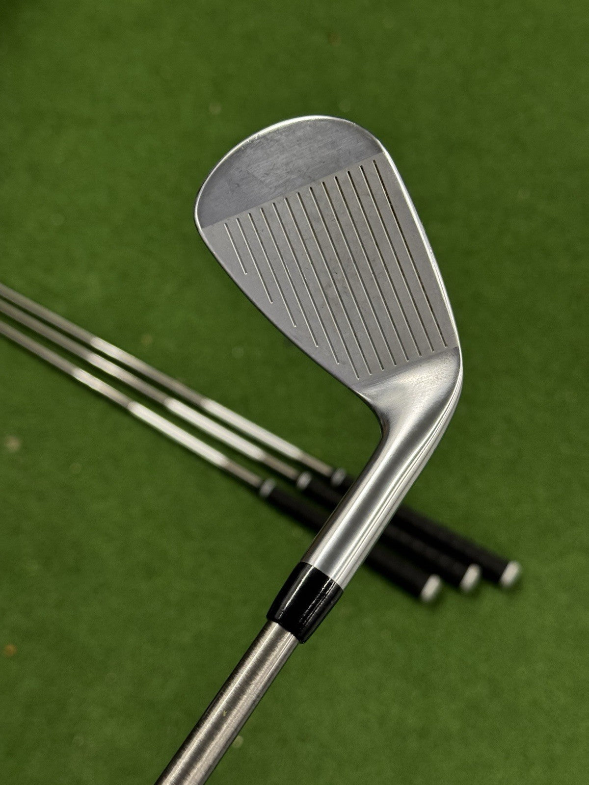 Titleist Left Hand T150 Iron Set 6-Gw Regular SteelFiber Shafts -1 Inch