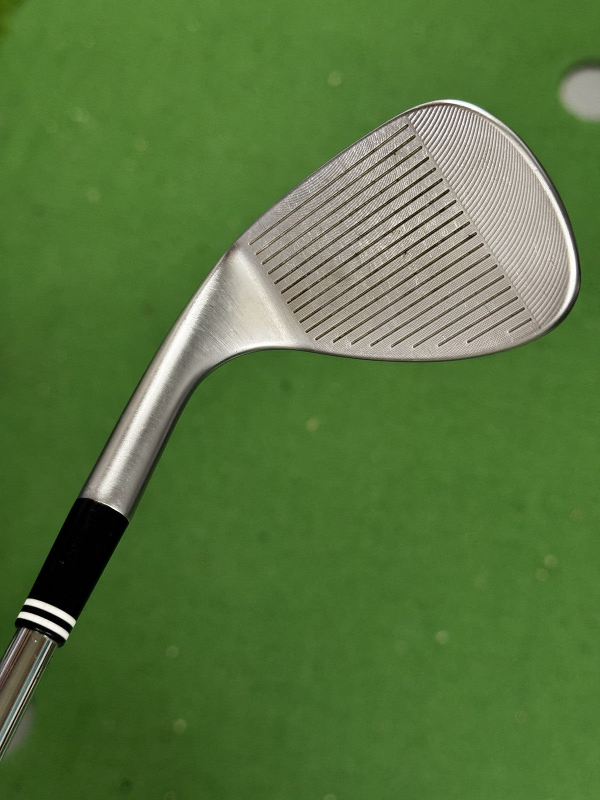 Cleveland RTX ZipCore Sand Wedge 56 Degree Wedge Flex Dynamic Gold Spinner Shaft