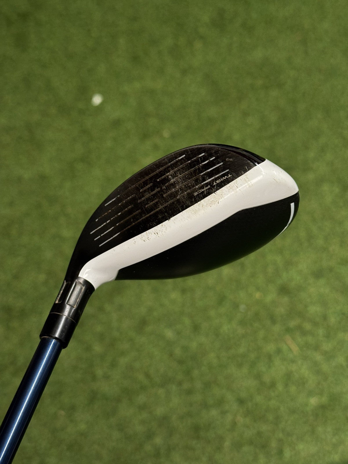 Taylormade SIM Max 4 Hybrid 22 Degree Regular Flex Fujikura Ventus Blue 6 Shaft