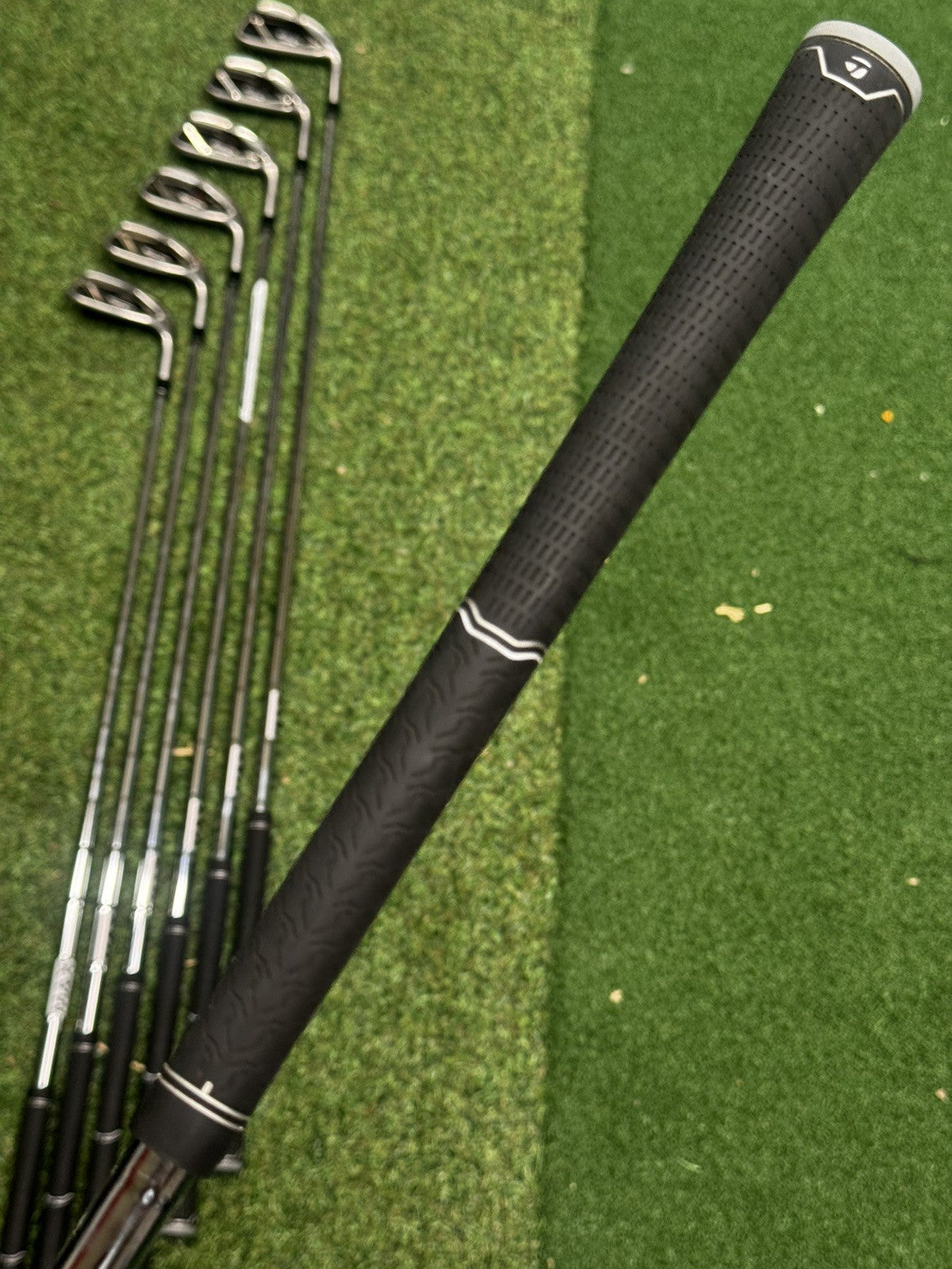 Taylormade M4 Iron Set 4-PW Regular Flex KBS Max 85 Shafts