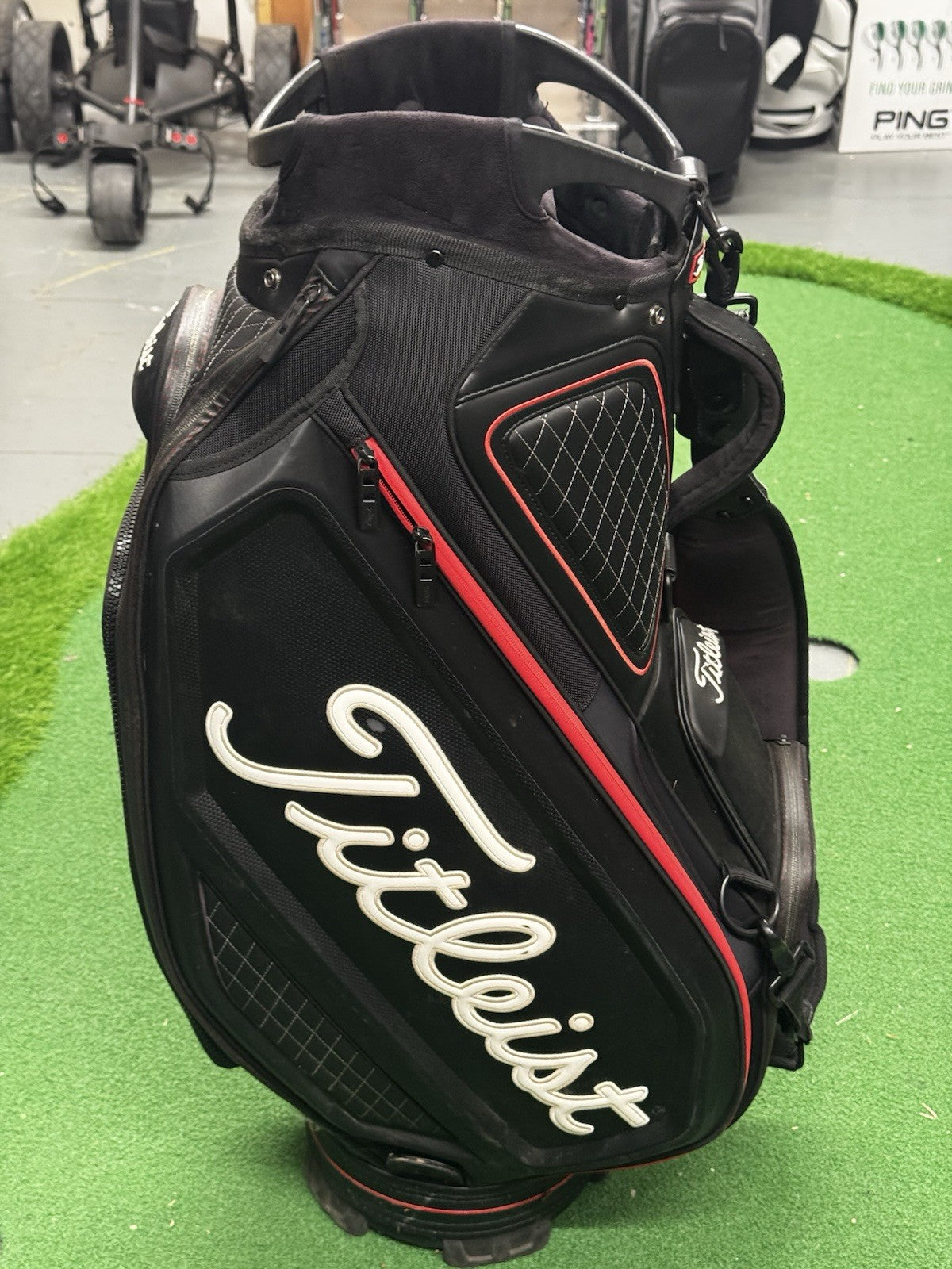 Titleist Tour Bag 6-Way Black/White/Red