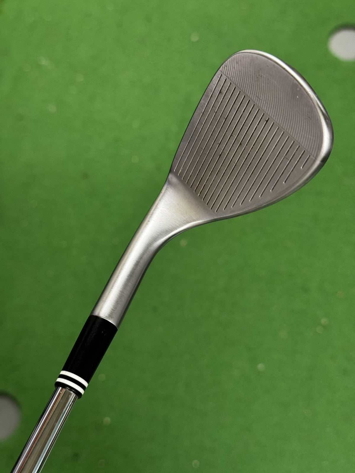 Cleveland RTX ZipCore Sand Wedge 56 Degree Wedge Flex Dynamic Gold Spinner Shaft