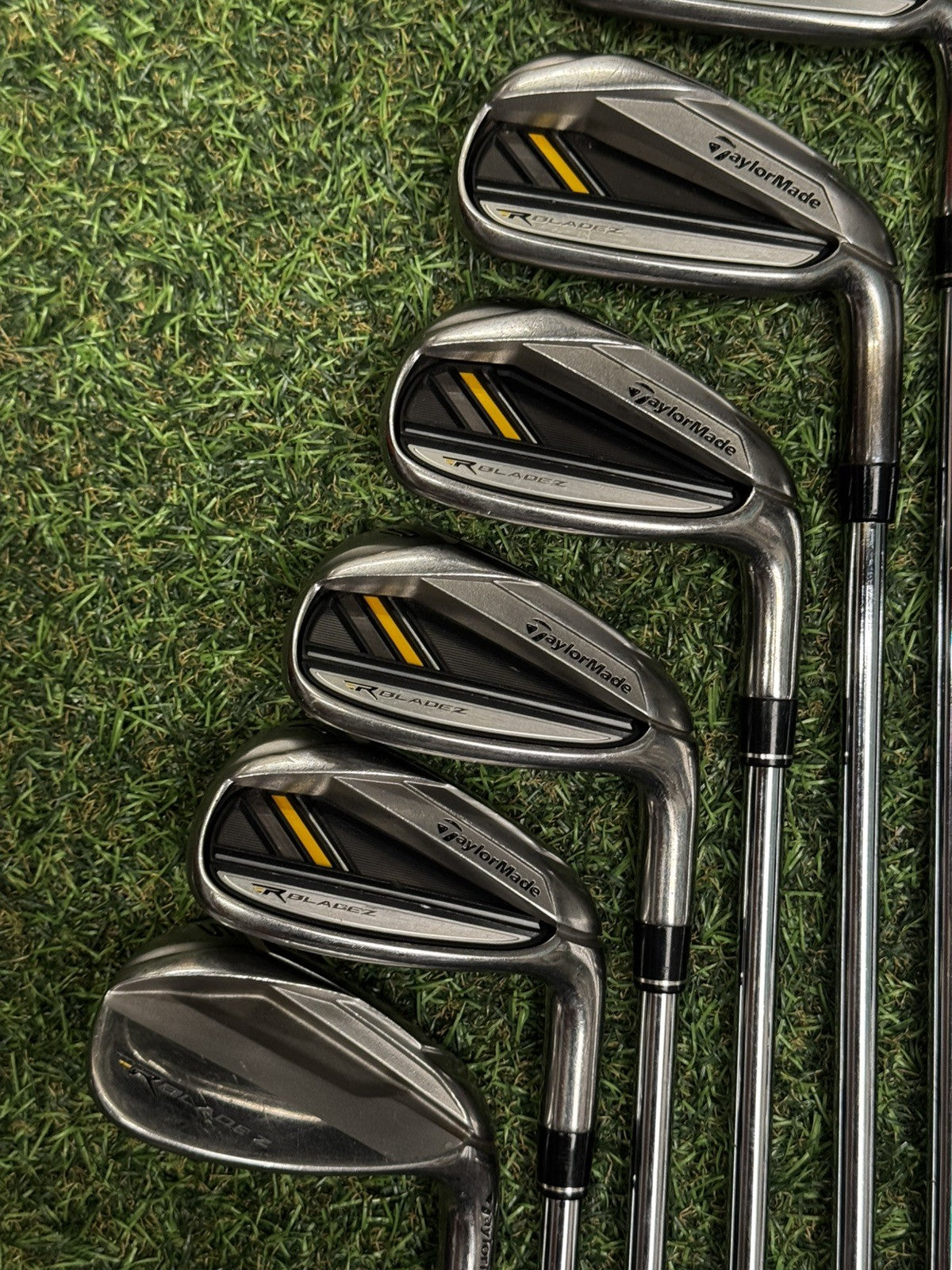 Taylormade Rbladez Iron Set 4-SW Regular Flex Steel Shafts 