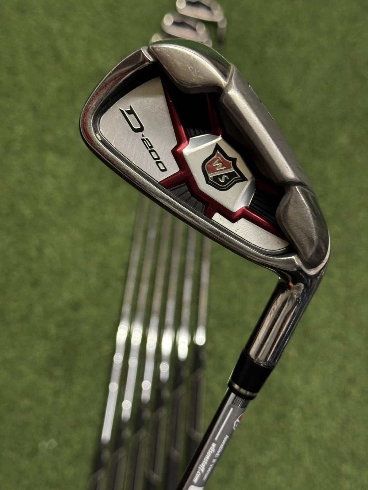 Wilson D200 Iron Set 5-PW+SW Uniflex Wilson Steel Shafts