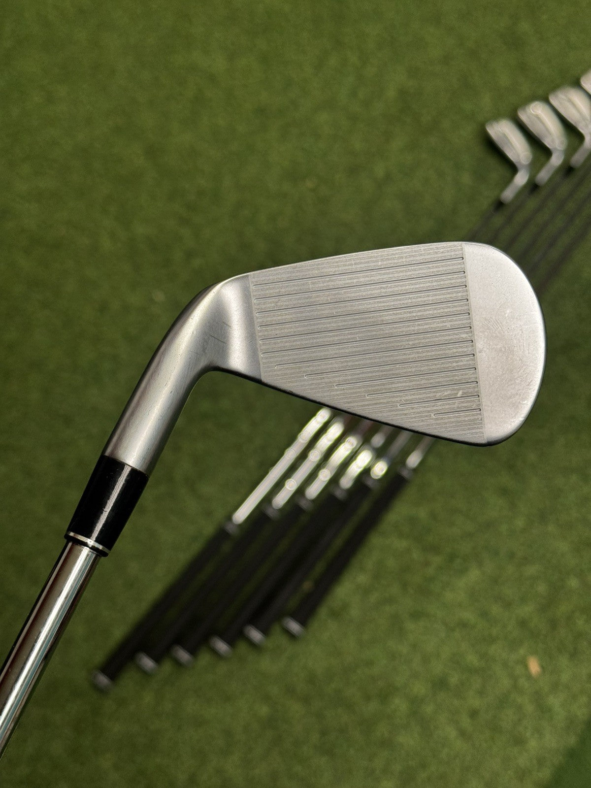 Srixon ZXi4 Iron Set 5-PW+AW X Stiff Flex NS Pro Modus Tour 105 Shafts