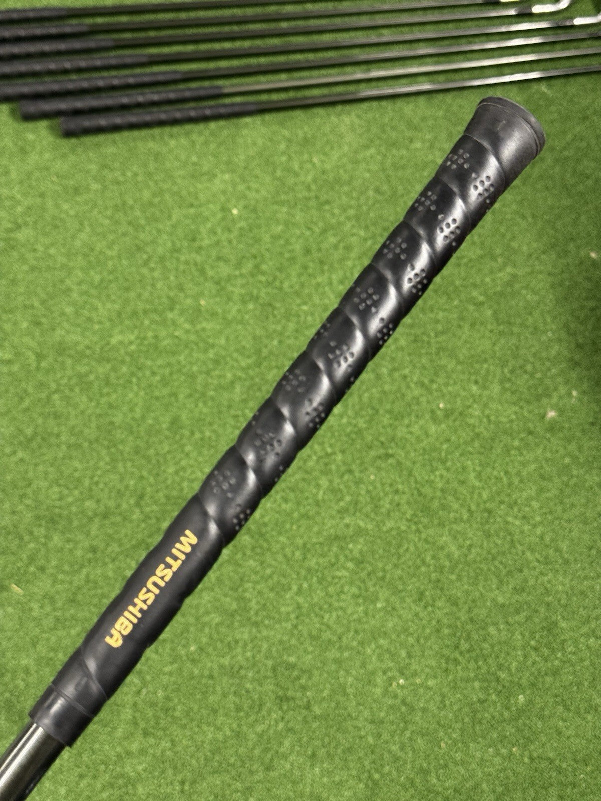 Mitsushiba Shadow Iron Set 3-SW (NO PW) Good Condition Graphite Shafts *Used*