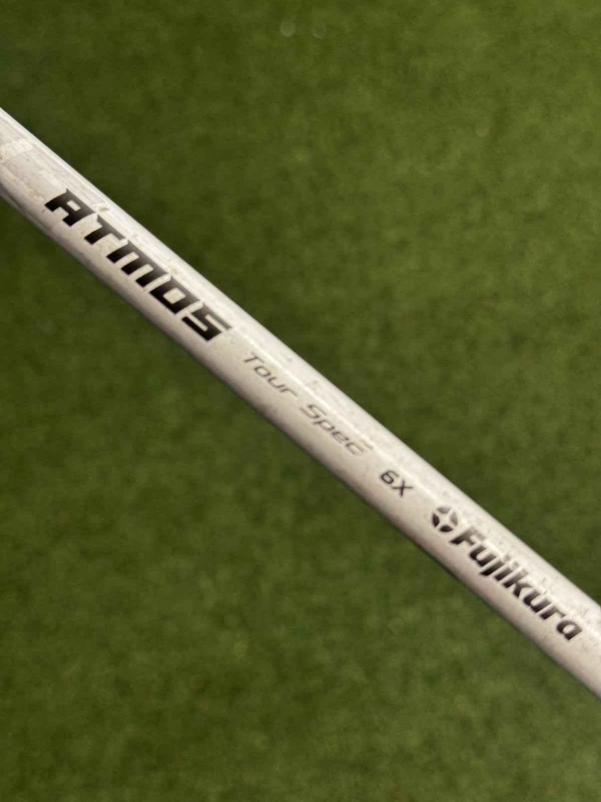 Titleist TSi2 Driver 10 Degree X Stiff Flex Fujikora Atmos Tour Spec Shaft