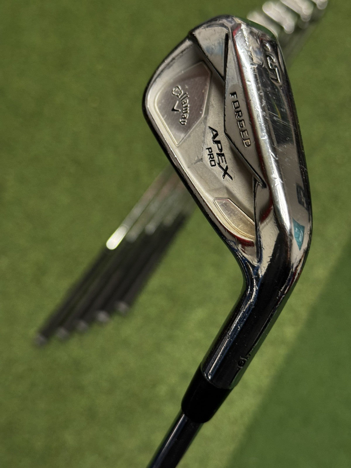 Callaway Apex Pro 19 Forged Iron Set 5-PW Elevate Regular Flex Steel Shafts