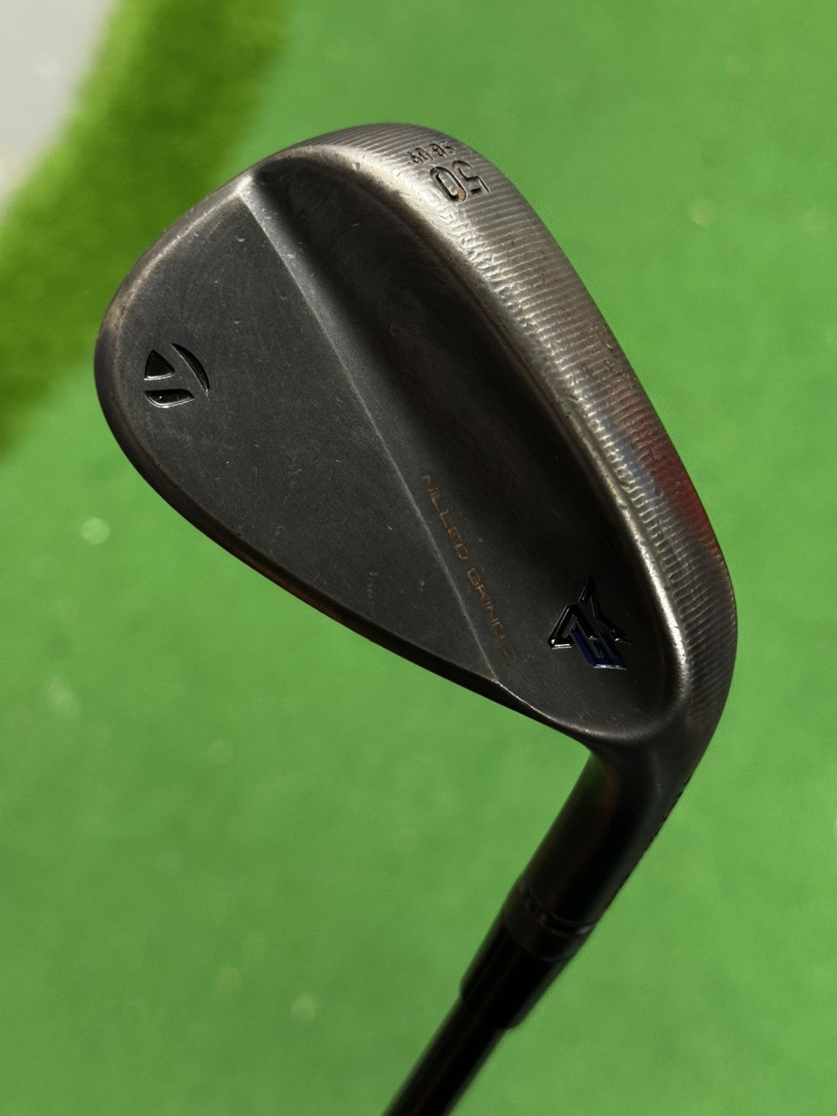 TaylorMade Milled Grind 3 Gap Wedge 50 Degree Graphite Recoil Wedge Shaft