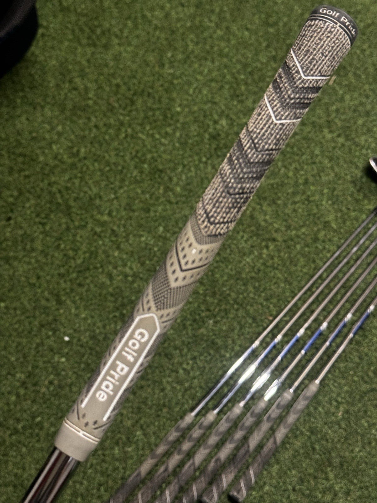 TaylorMade Rbladez Tour Iron Set 4-Pw Project X 6.5 Extra Stiff Steel Shafts