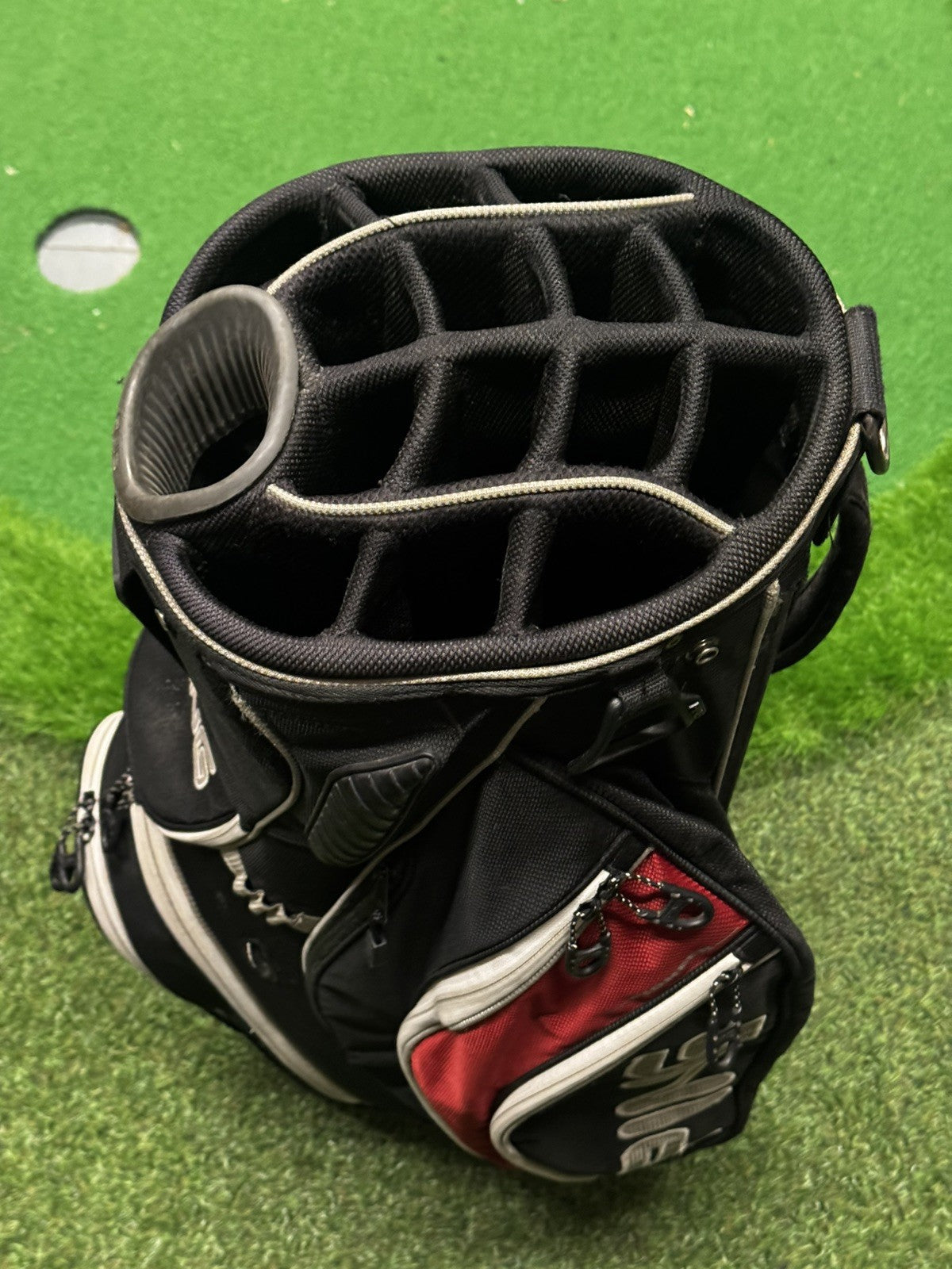 Ping Pioneer Cart Bag with Raincover 