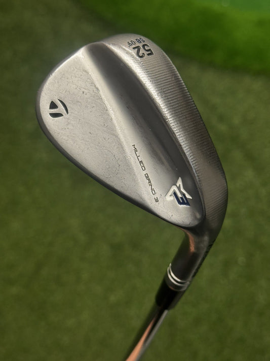 Taylormade Milled Grind 3 Gap Wedge 52 Degree Stiff Flex Dynamic Gold S200