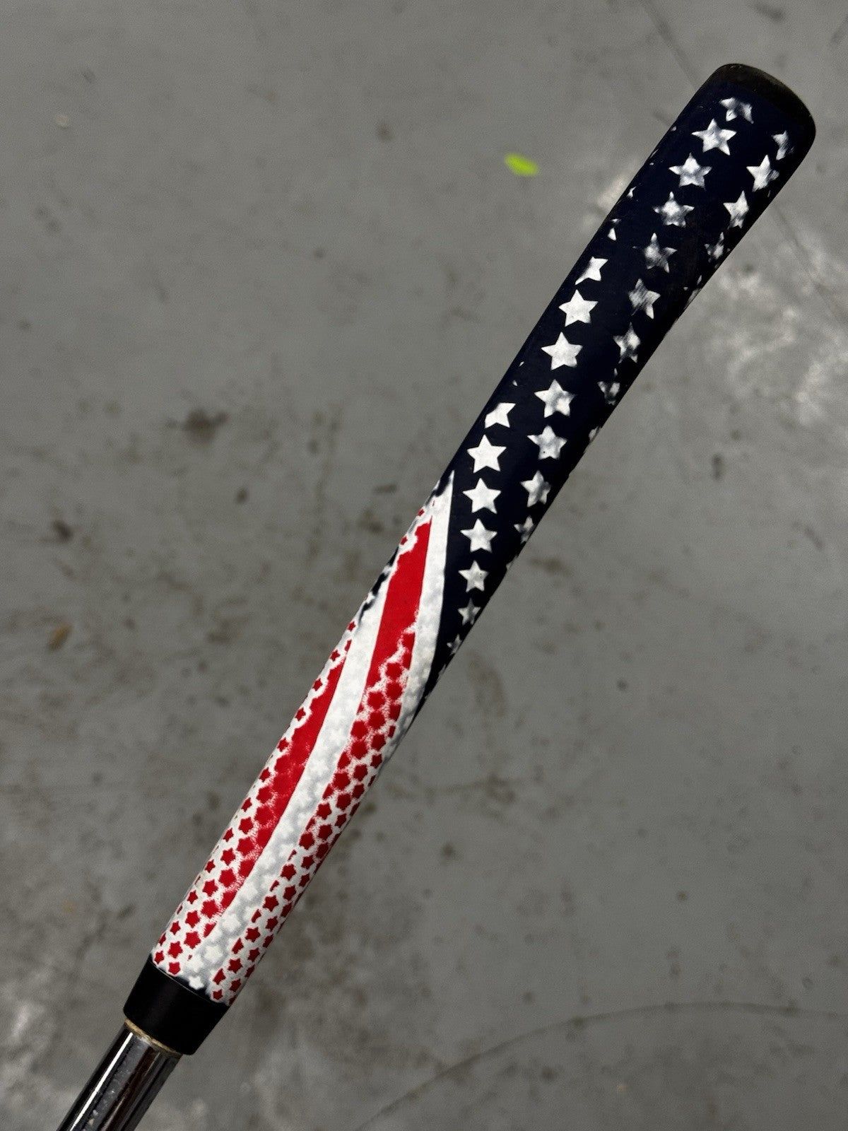 Odyssey White Hot #1 Putter / 34 Inch *Used*