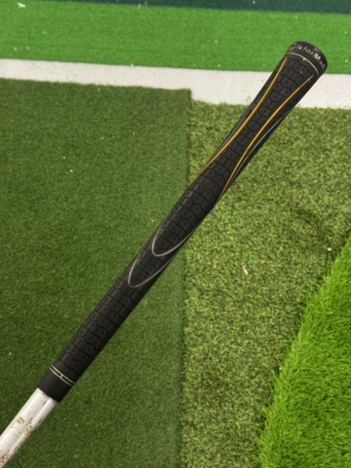 Taylormade Rescue 2009 #3 Hybrid 19 Degree Stiff Flex  *Used*