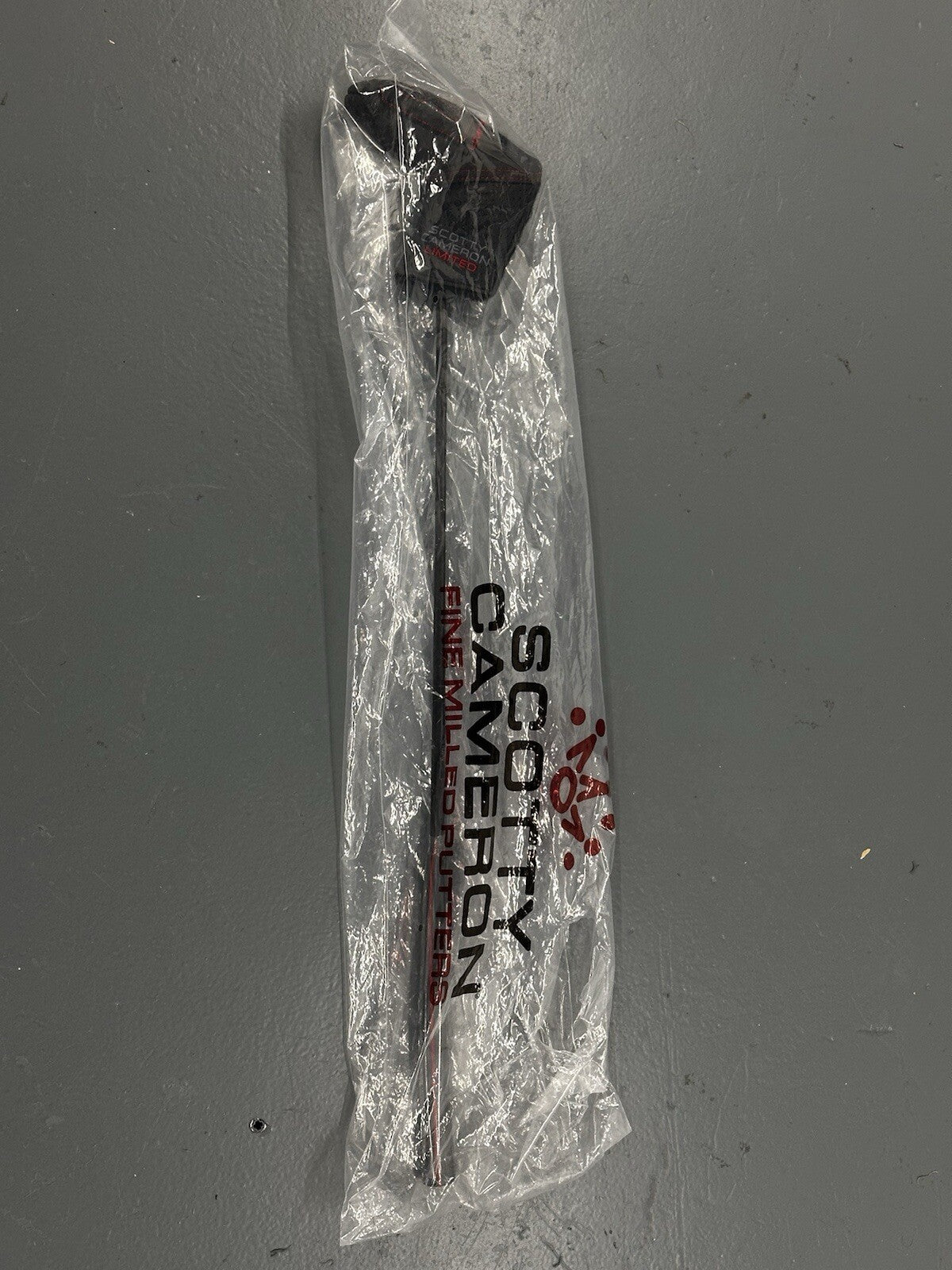 Scotty Cameron B3 Triple Black Limited Edition Newport 2 35 *NEW*