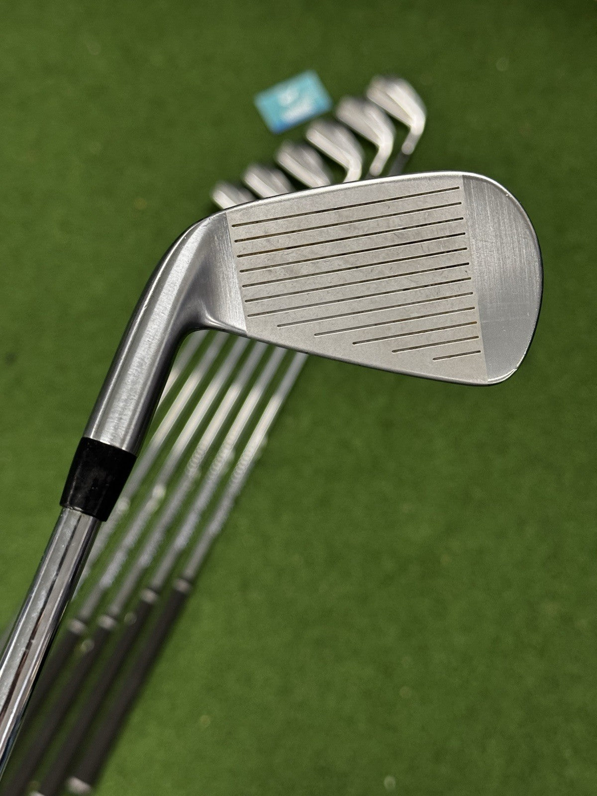 Titleist T100s Iron Set 4-PW Project X LZ 115g Regular Flex Shafts