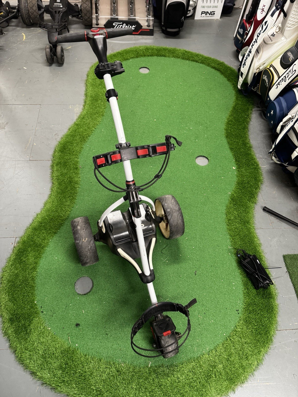 Motocaddy S1 Electric Golf Trolley Lithium Battery