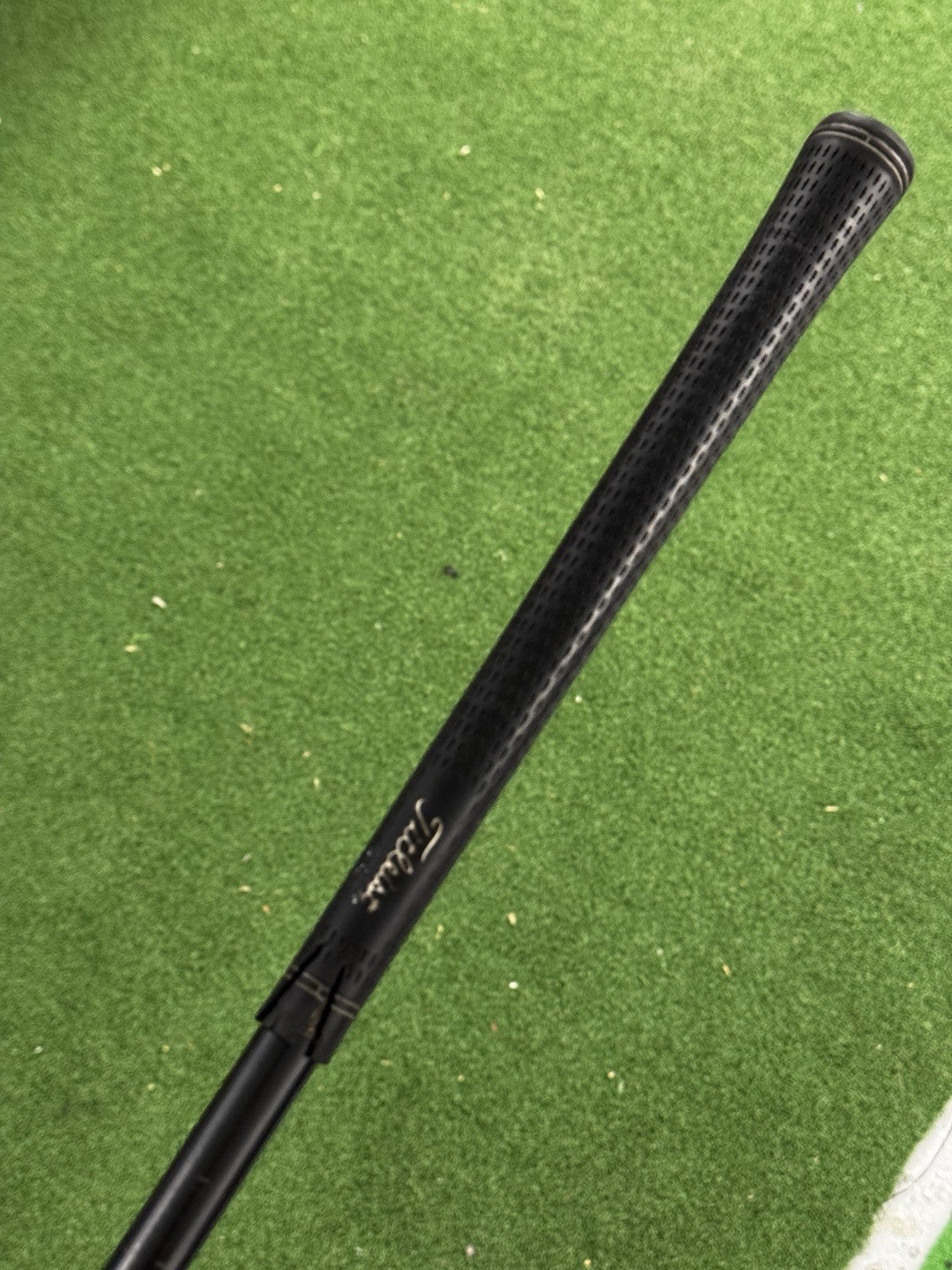 Titleist 906F2 5 Wood 18 Degree Regular Shaft