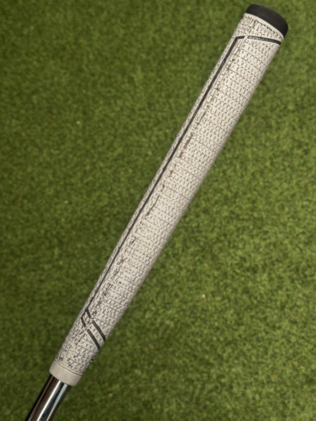 Wilson Staff Infinite 2024 Southside 34 Inch Putter