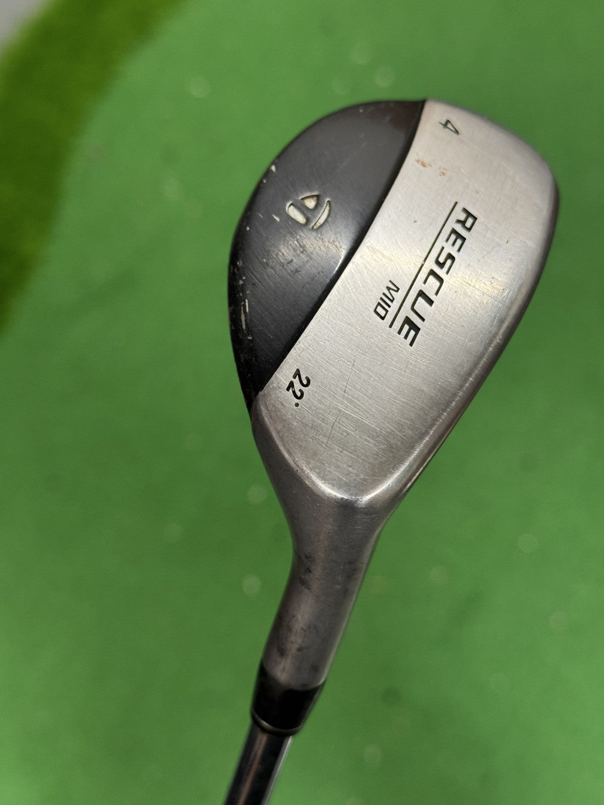 Taylormade Rescue Mid 4 Hybrid 22 Degree Regular Flex Taylormade Shaft