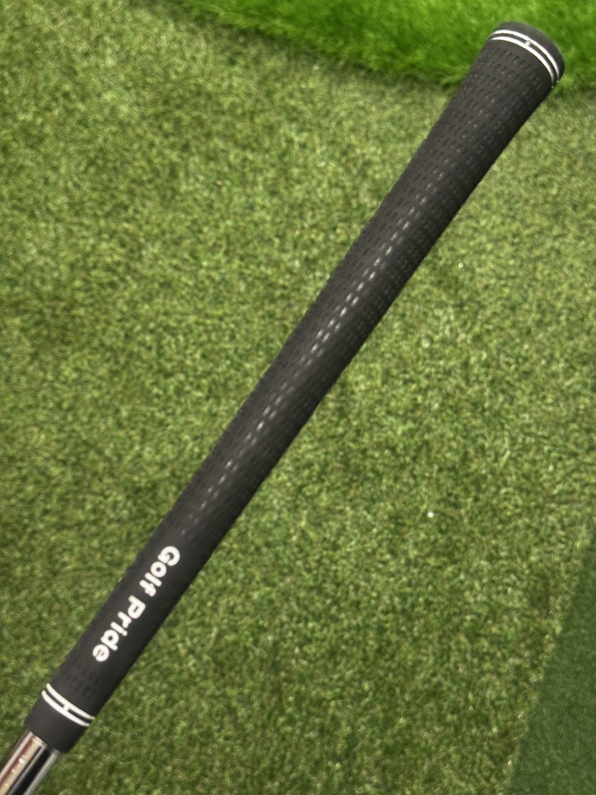 Taylormade Milled Grind 3 Gap Wedge 52 Degree Stiff Flex Dynamic Gold S200