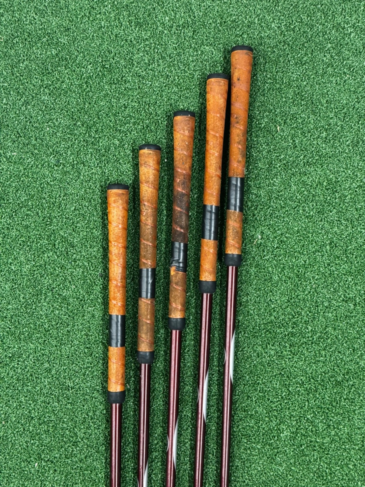 Wilson Iron Set Pro Staff 6-Pw Graphite Regular Shaft *used*