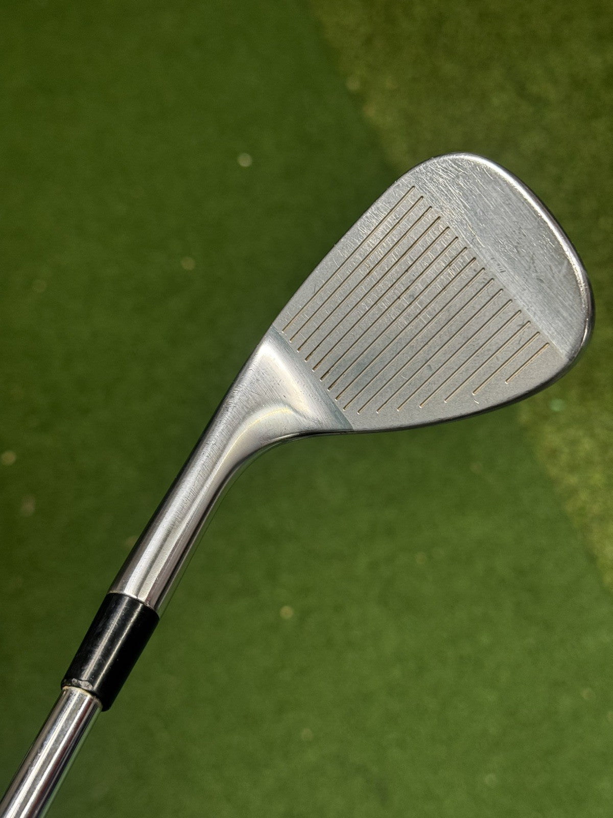 TaylorMade Milled Grind SB 56 Degree Sand Wedge Steel Shaft