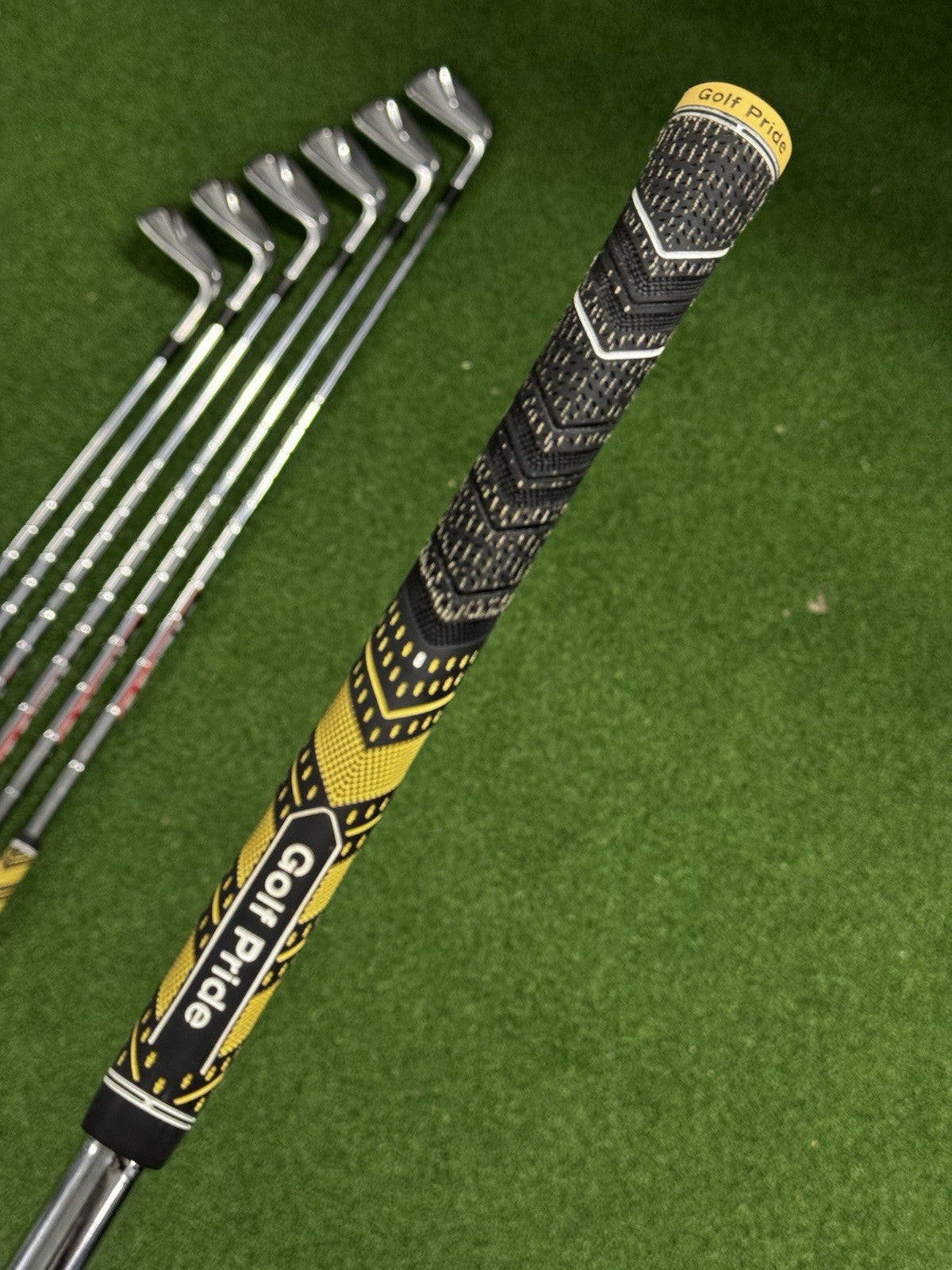 Taylormade P7MC 2020 Iron Set 4-PW Stiff Flex Elevate Shafts