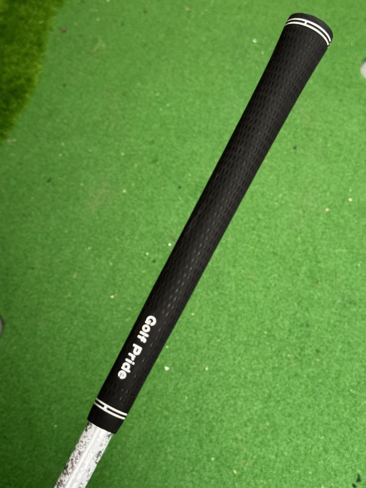 Titleist GT2 3 Wood 16.5 Degree Regular Flex Denali Red 60 Shaft