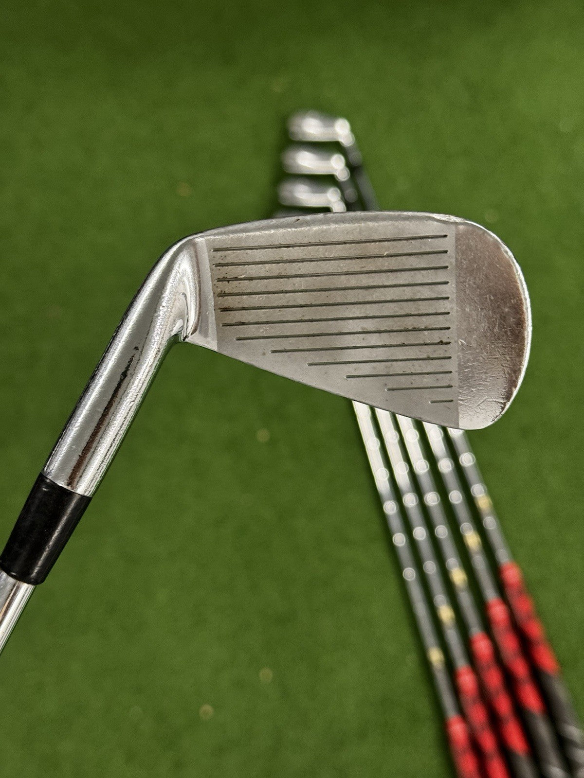 Mizuno MP-32 Iron Set 3-PW Stiff Flex Dynamic Gold S300 Shafts